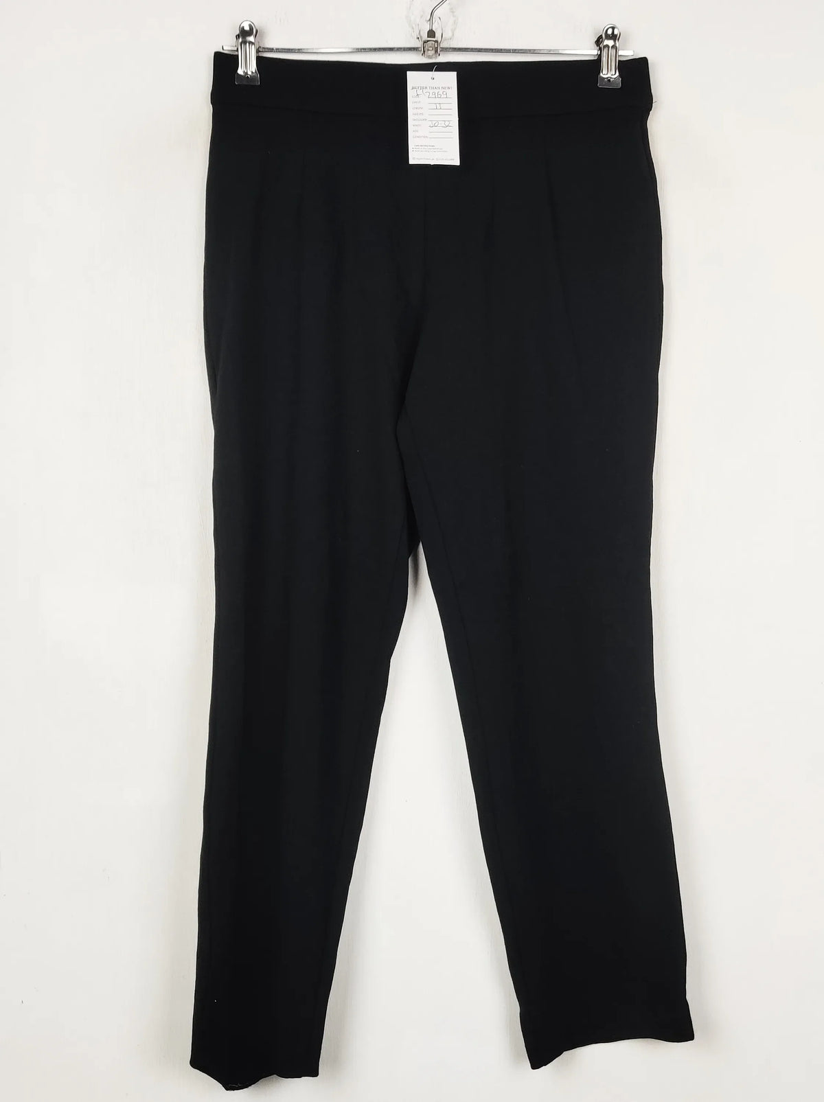 Buy online pre-used pre-loved 100% authentic & Original branded Marks & Spencer (TT-2969) available in Pakistan. Top international brands avilable.