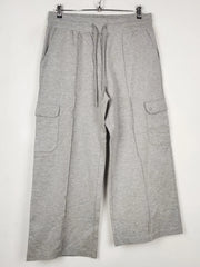 Buy online pre-used pre-loved 100% authentic & Original branded Marks & Spencer (TT-2981) available in Pakistan. Top international brands avilable.