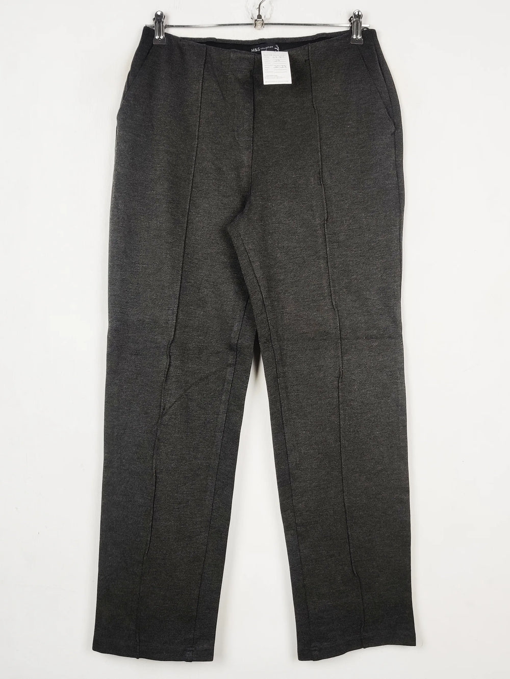 Buy online pre-used pre-loved 100% authentic & Original branded Marks & Spencer (TT-2989) available in Pakistan. Top international brands avilable.