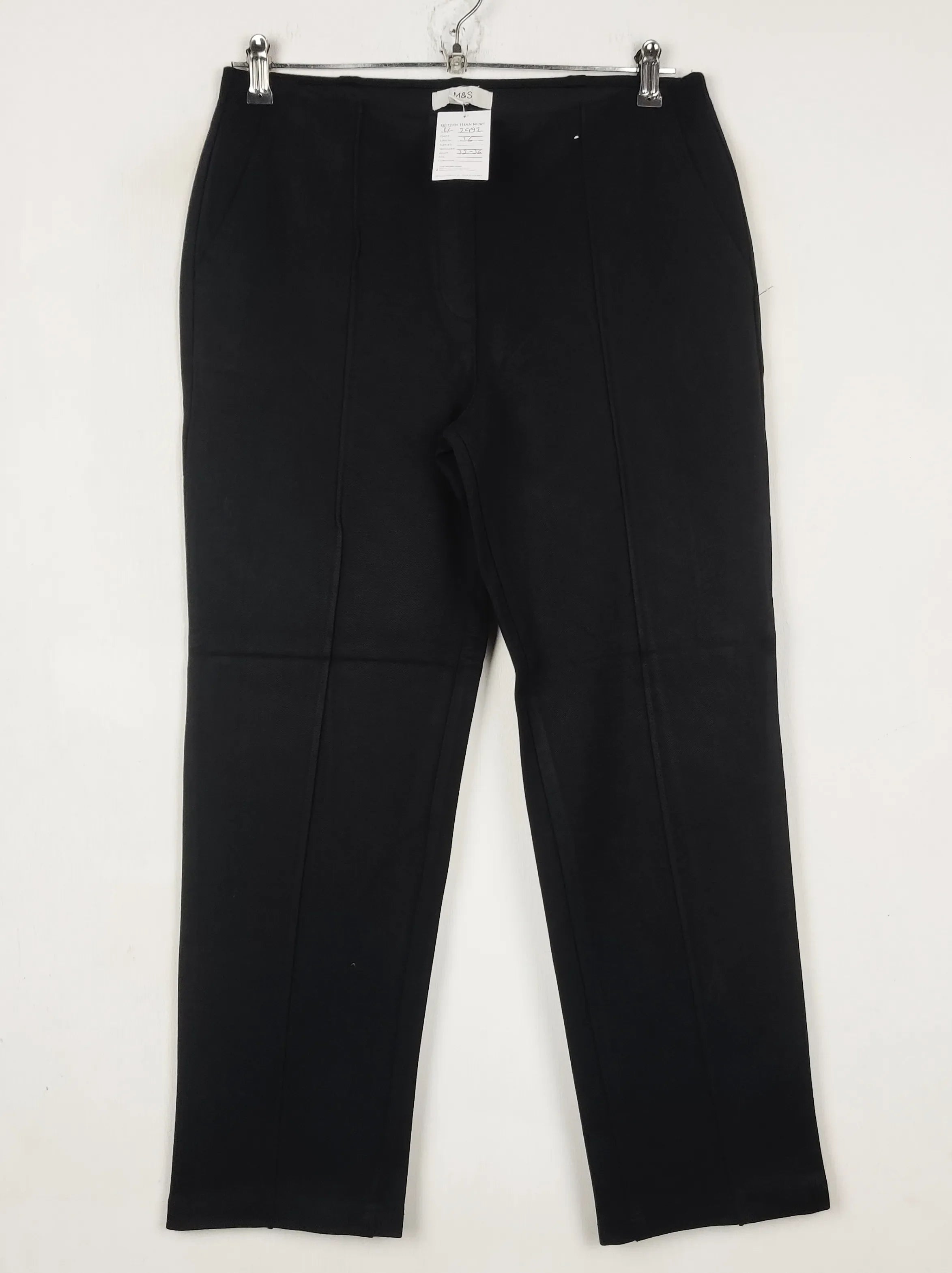 Buy online pre-used pre-loved 100% authentic & Original branded Marks & Spencer (TT-2992) available in Pakistan. Top international brands avilable.