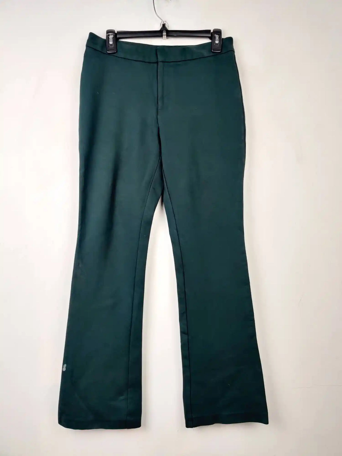 Buy online pre-used pre-loved 100% authentic & Original branded Marks & Spencer (TT-304) available in Pakistan. Top international brands avilable.