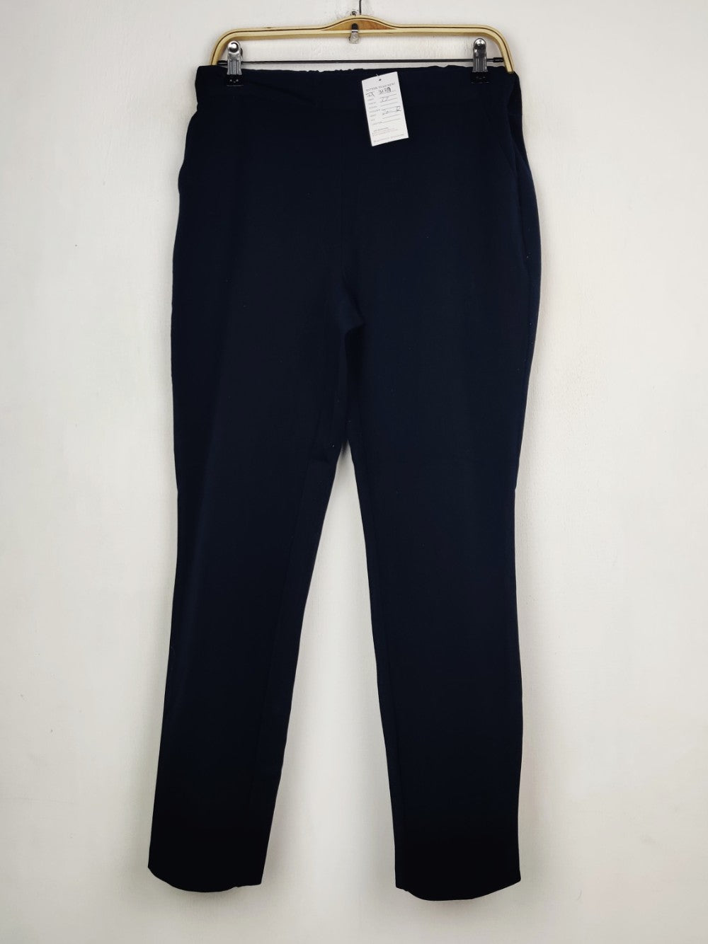 Dunnes Stores (TT-3128)