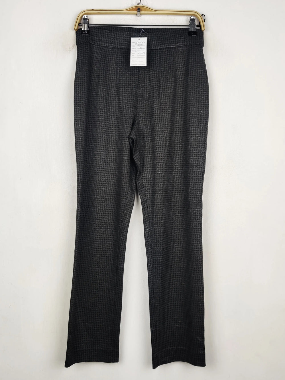 Buy online pre-used pre-loved 100% authentic & Original branded Marks & Spencer (TT-3284) available in Pakistan. Top international brands avilable.