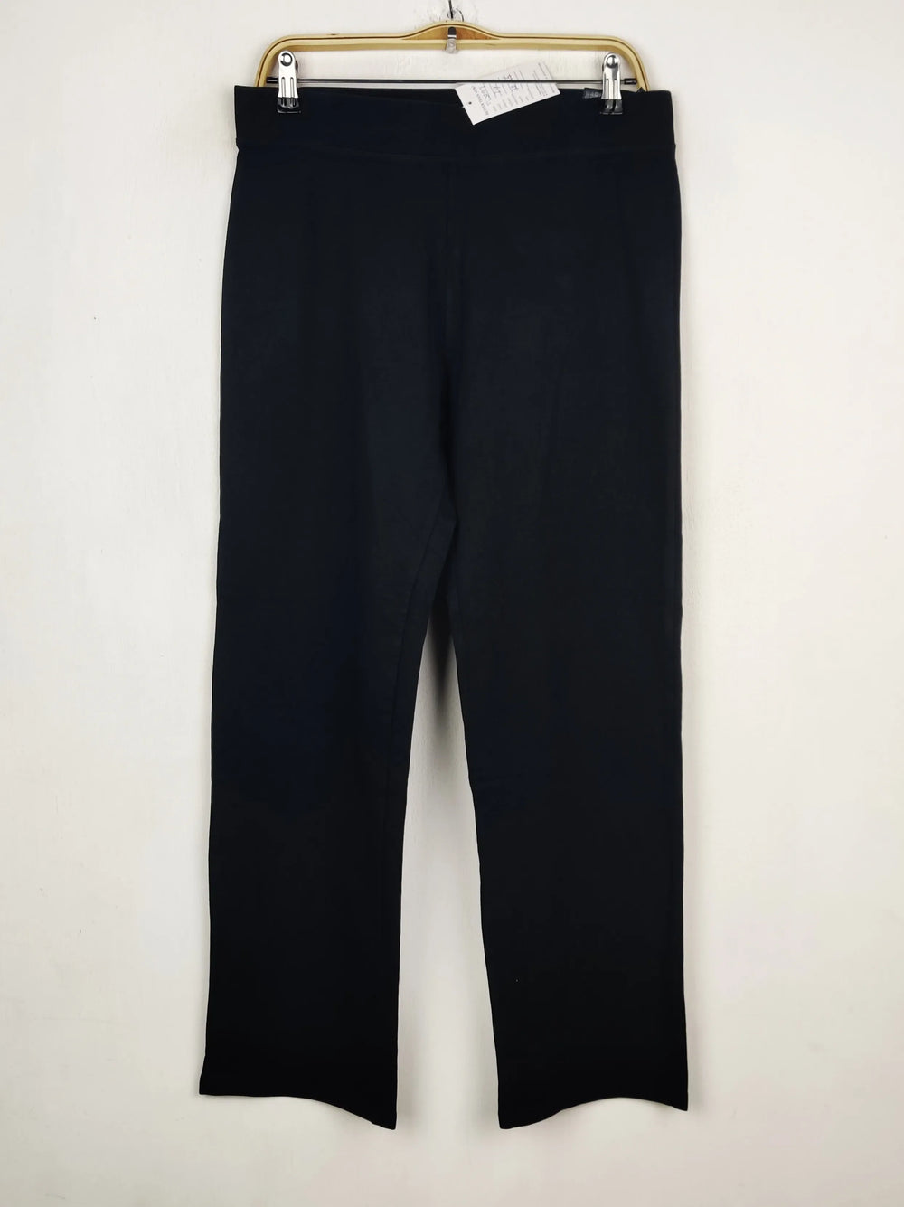 Buy online pre-used pre-loved 100% authentic & Original branded Marks & Spencer (TT-3297) available in Pakistan. Top international brands avilable.