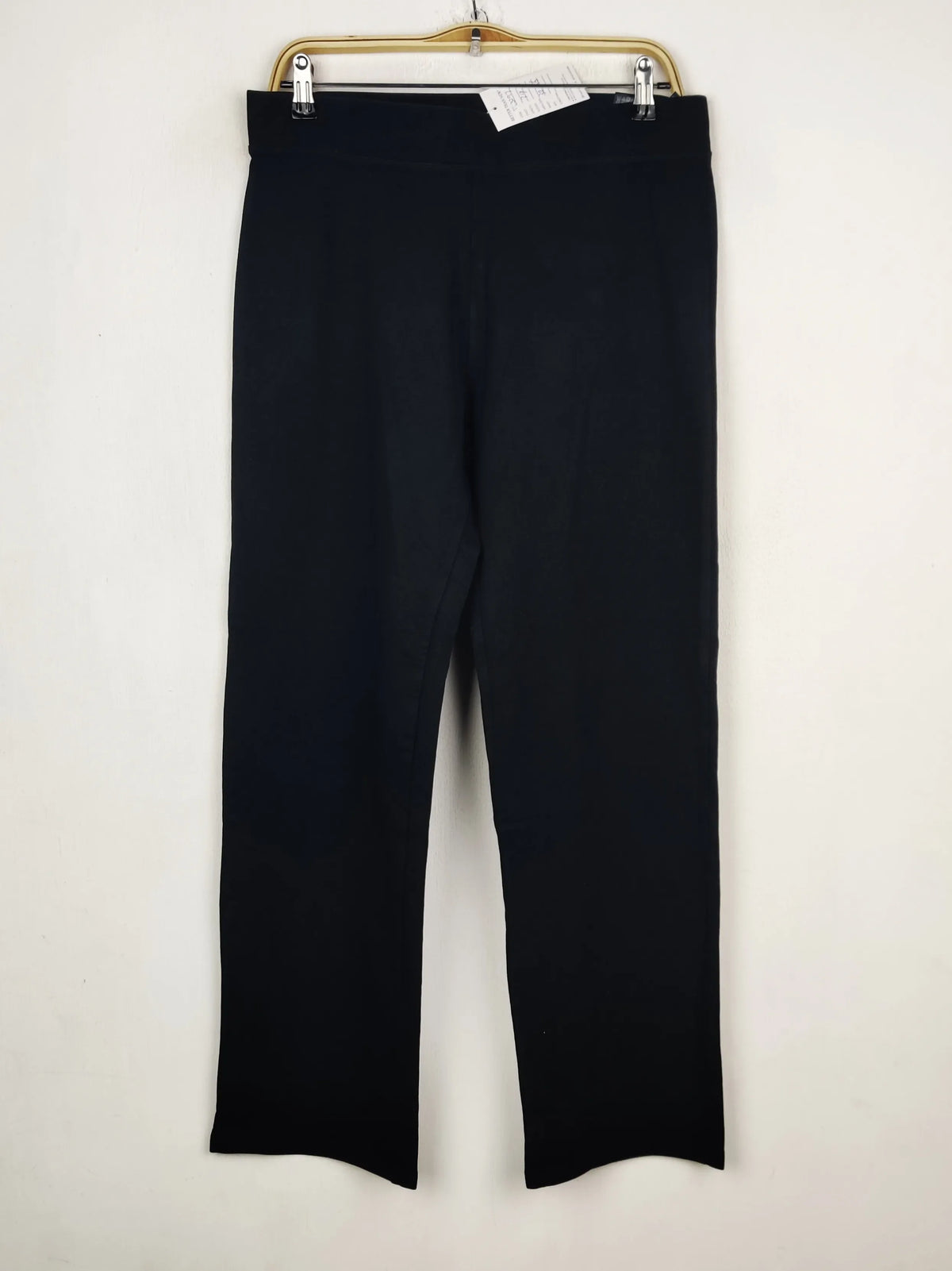 Buy online pre-used pre-loved 100% authentic & Original branded Marks & Spencer (TT-3297) available in Pakistan. Top international brands avilable.