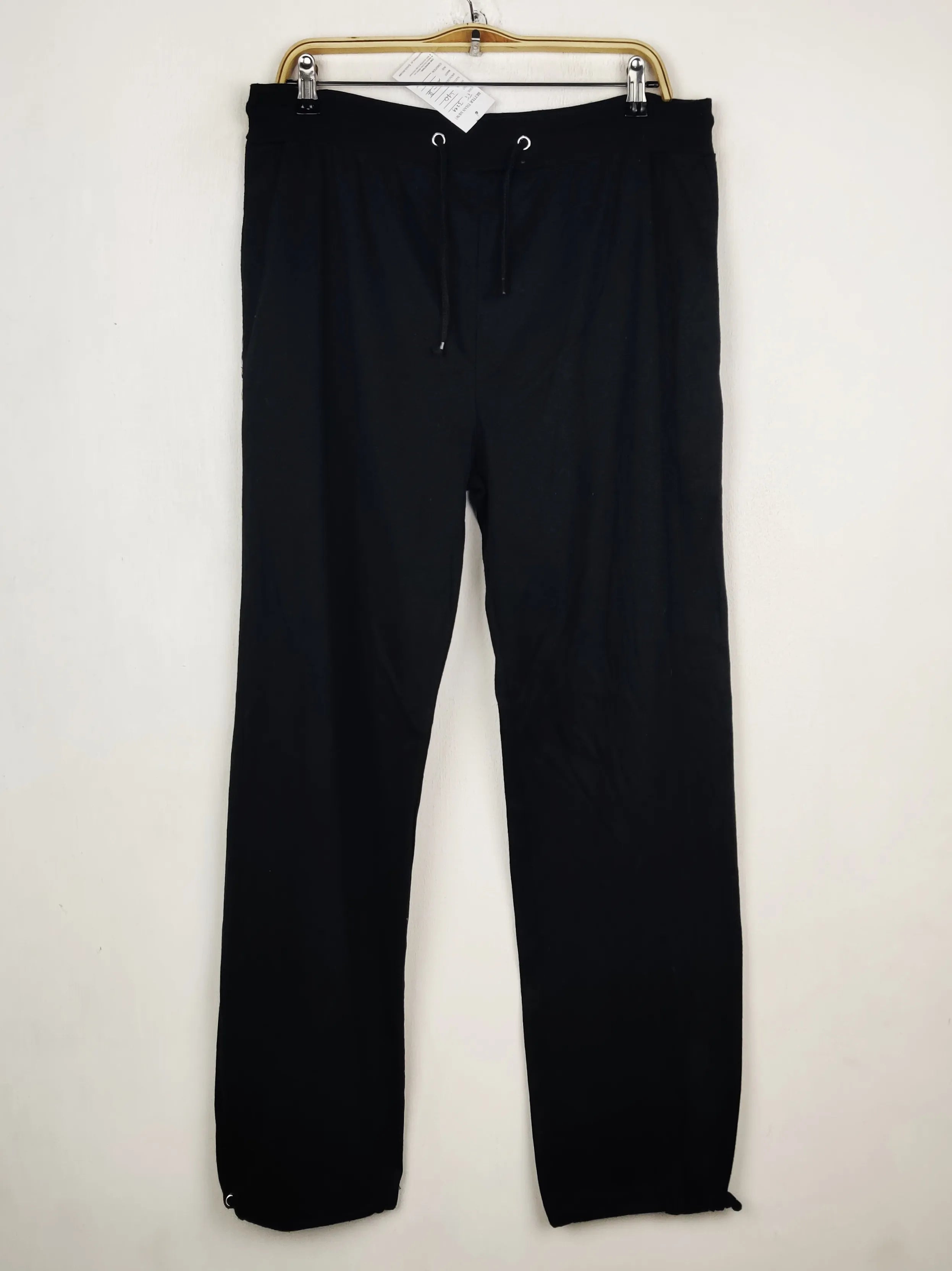 Buy online pre-used pre-loved 100% authentic & Original branded Atlantic (TT-3299) available in Pakistan. Top international brands avilable.