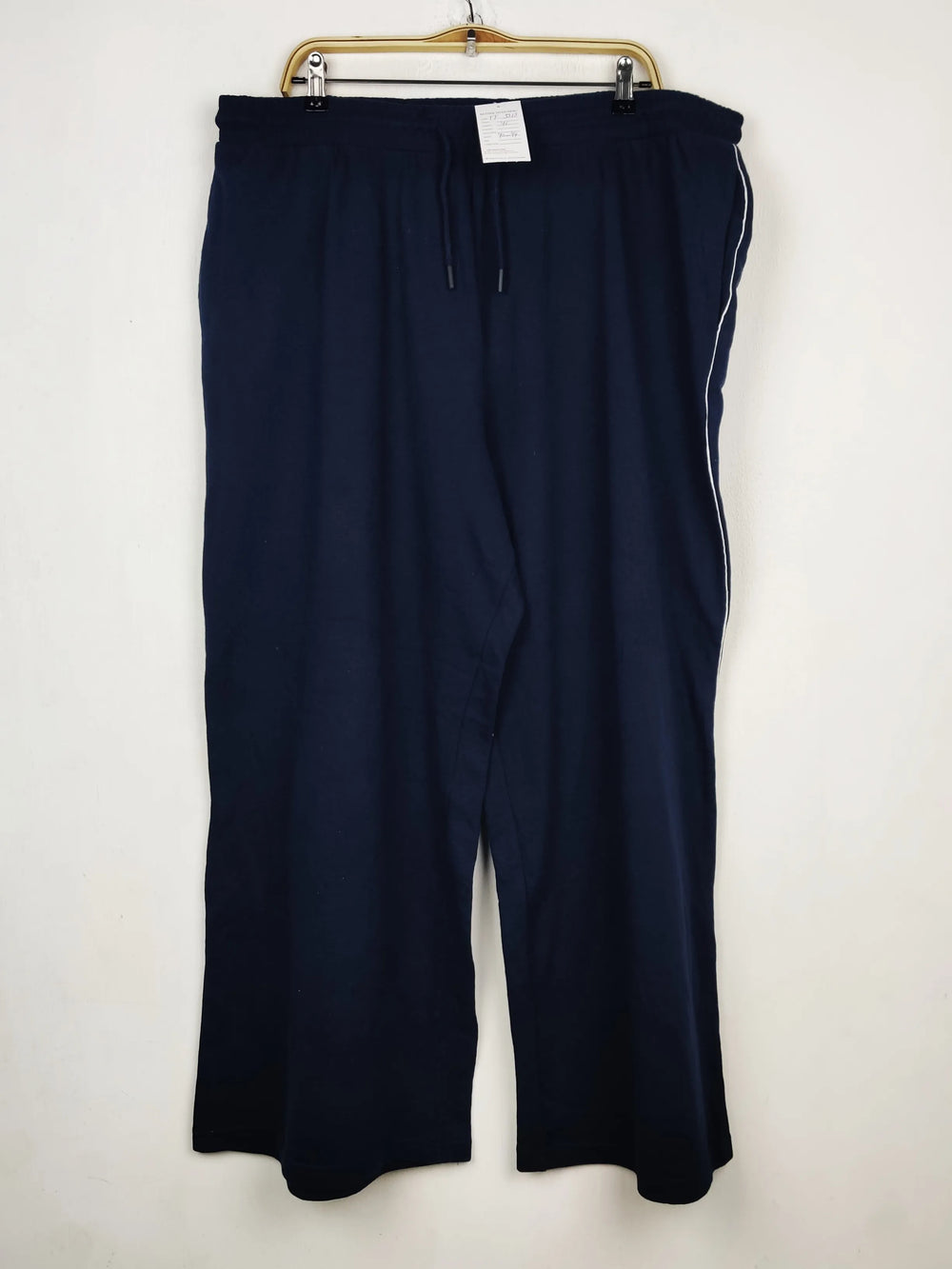 Buy online pre-used pre-loved 100% authentic & Original branded New Look (TT-3312) available in Pakistan. Top international brands avilable.