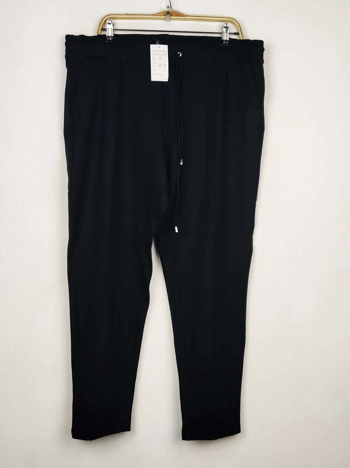 Buy online pre-used pre-loved 100% authentic & Original branded Up 2 Fashion (TT-3314) available in Pakistan. Top international brands avilable.
