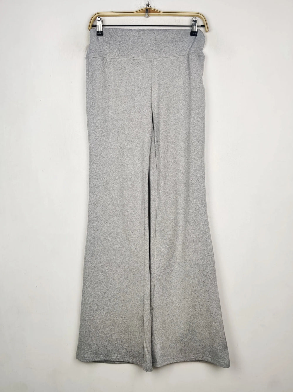 Buy online pre-used pre-loved 100% authentic & Original branded Shein (TT-3342) available in Pakistan. Top international brands avilable.