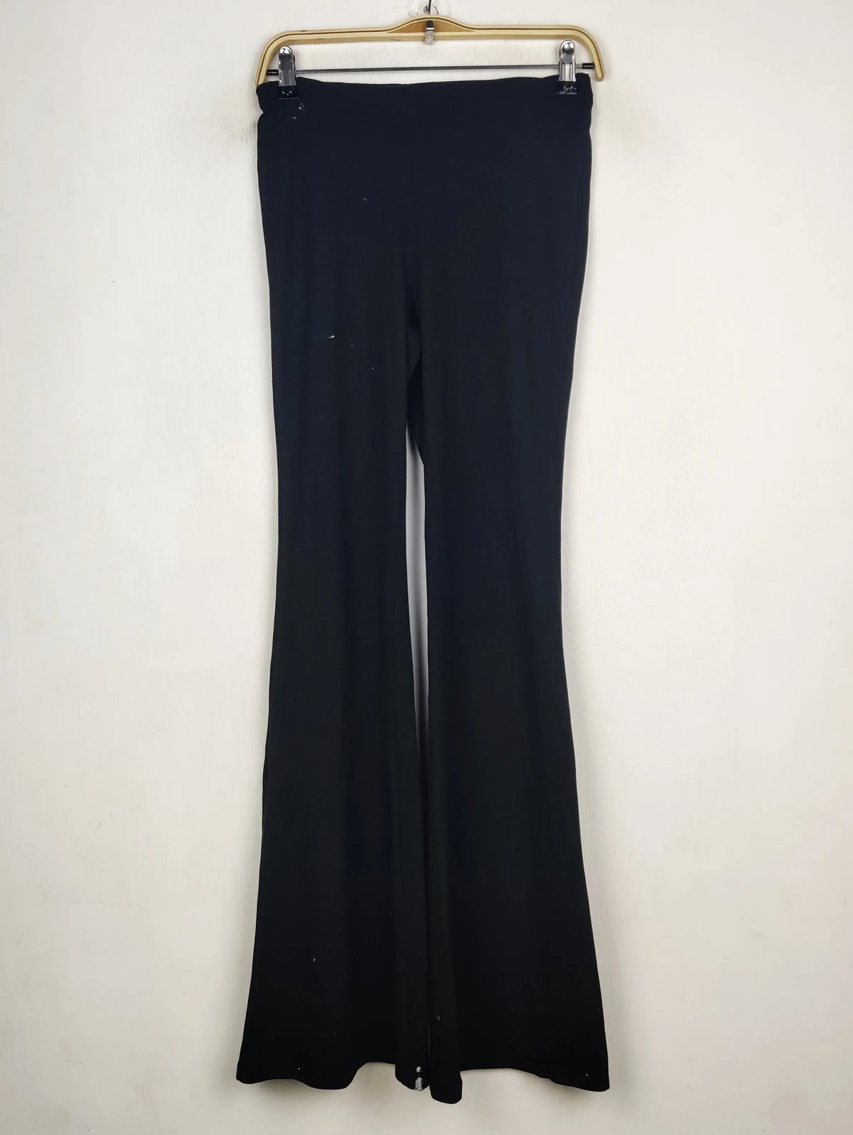 Buy online pre-used pre-loved 100% authentic & Original branded Shein (TT-3389) available in Pakistan. Top international brands avilable.