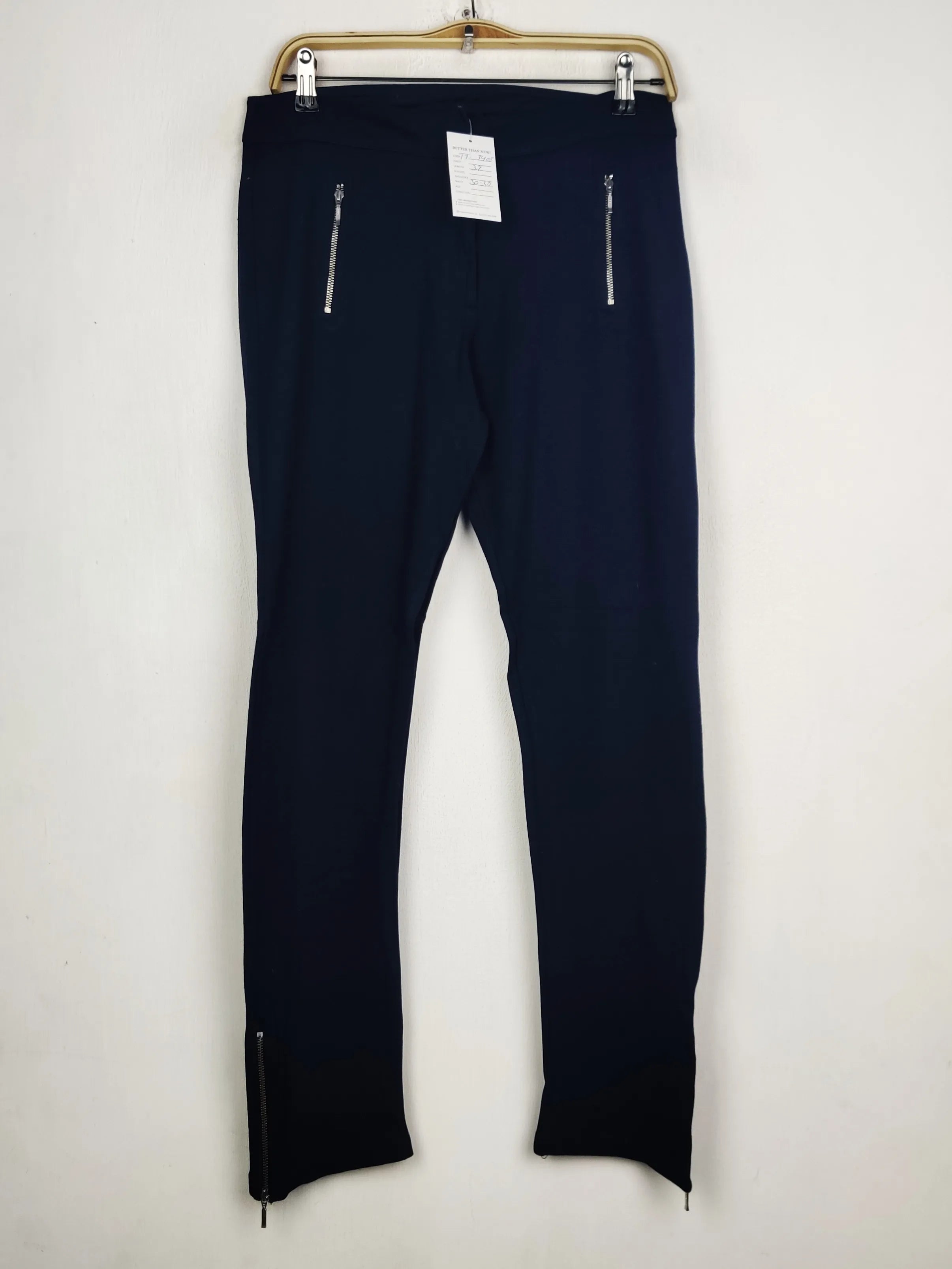 Buy online pre-used pre-loved 100% authentic & Original branded Marks & Spencer (TT-3408) available in Pakistan. Top international brands avilable.