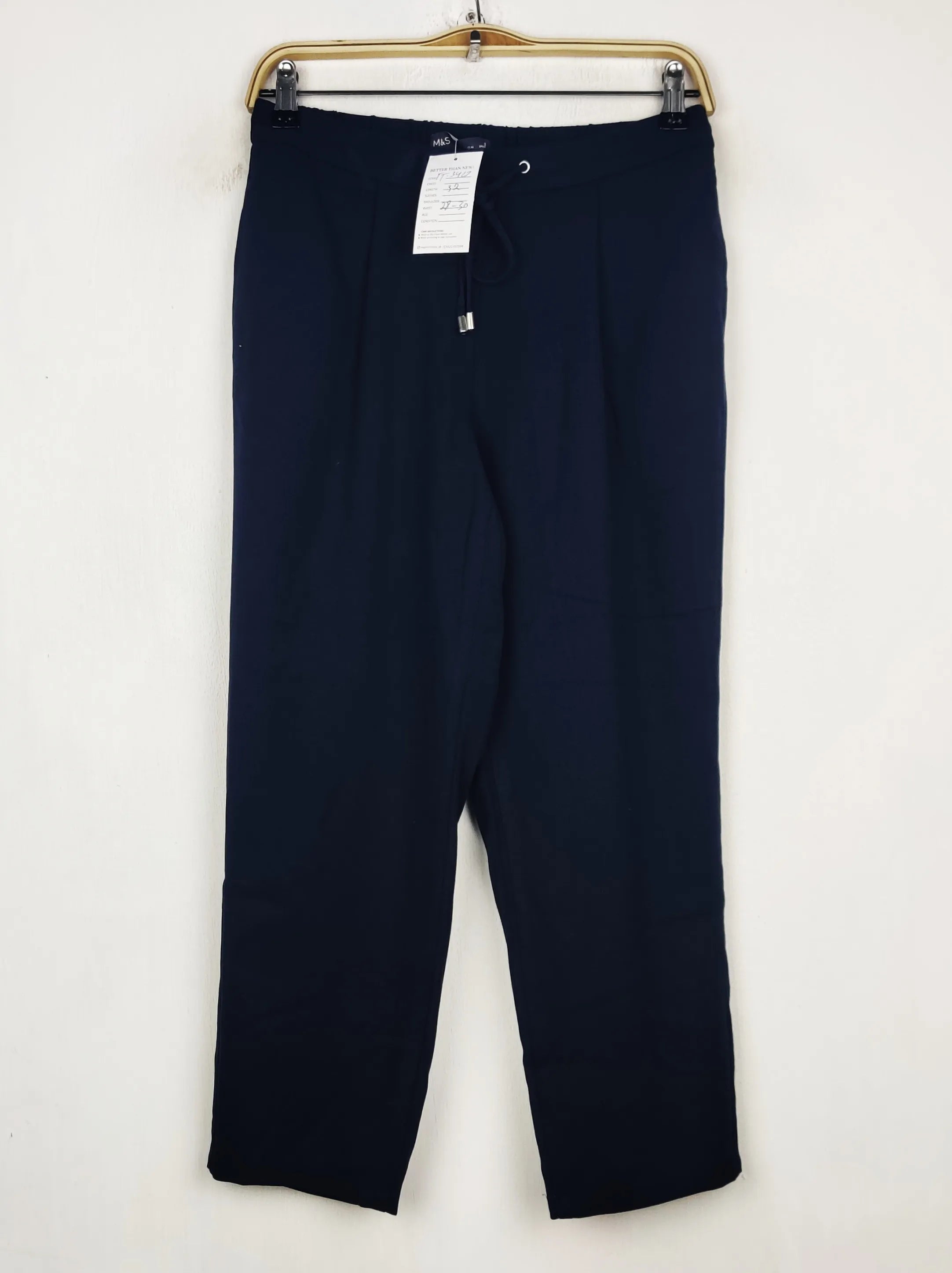 Buy online pre-used pre-loved 100% authentic & Original branded Marks & Spencer (TT-3427) available in Pakistan. Top international brands avilable.