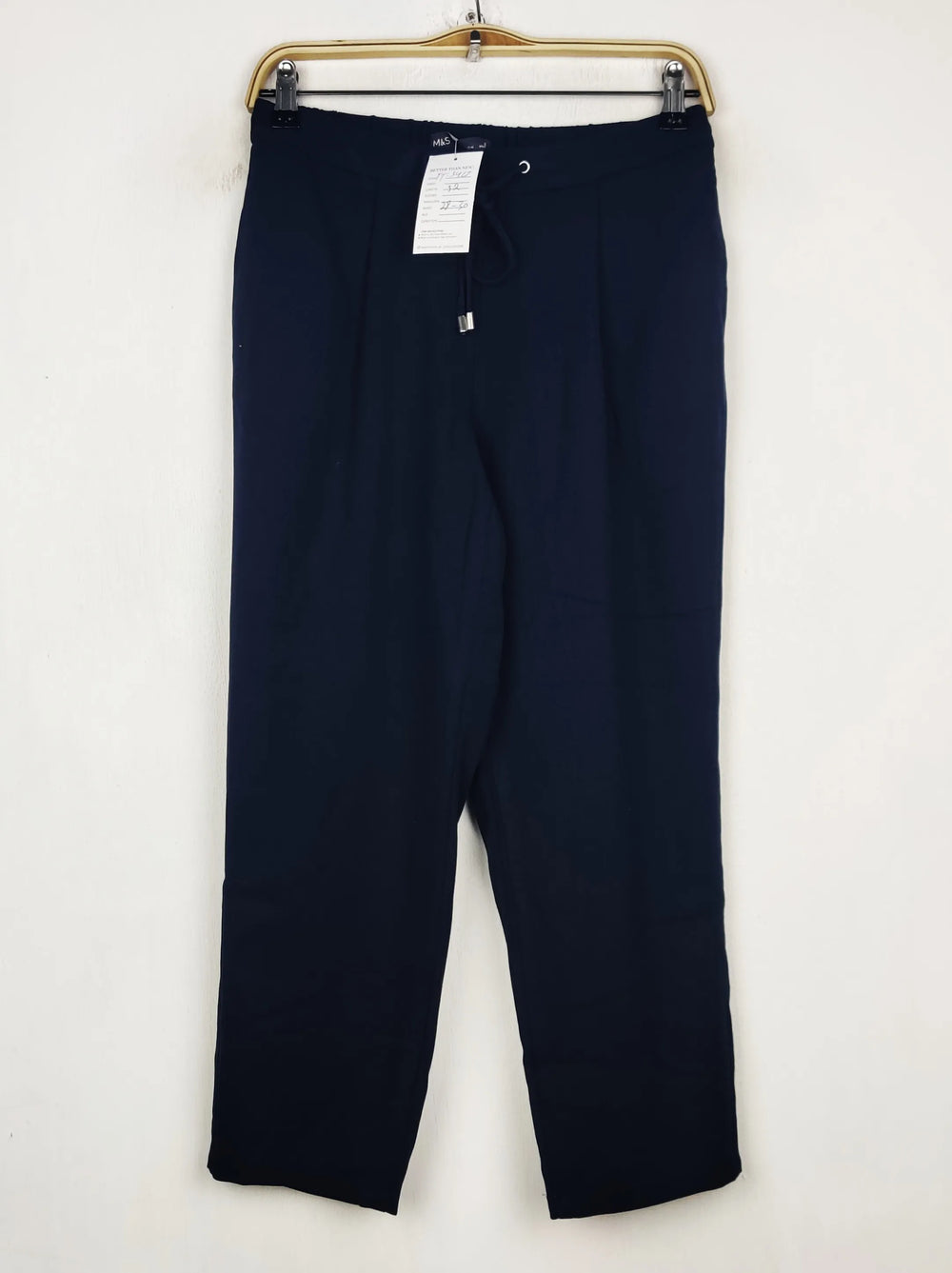 Buy online pre-used pre-loved 100% authentic & Original branded Marks & Spencer (TT-3427) available in Pakistan. Top international brands avilable.