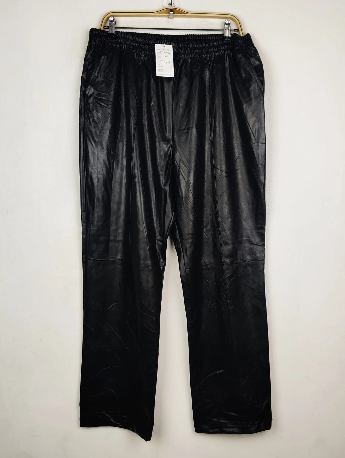 Buy online pre-used pre-loved 100% authentic & Original branded Primark (TT-3448) available in Pakistan. Top international brands avilable.