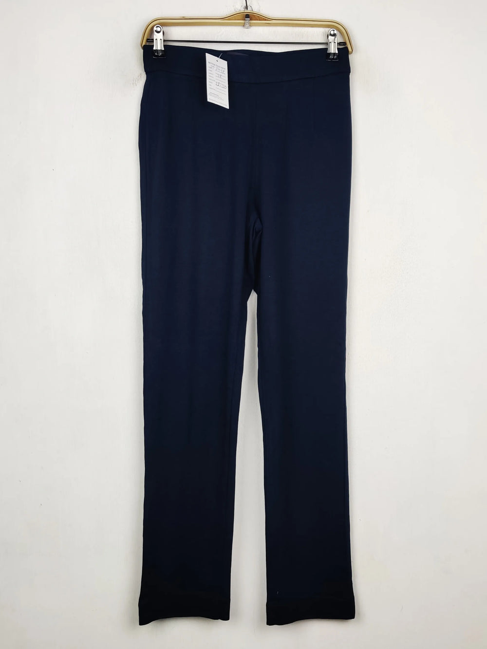 Buy online pre-used pre-loved 100% authentic & Original branded Marks & Spencer (TT-3452) available in Pakistan. Top international brands avilable.