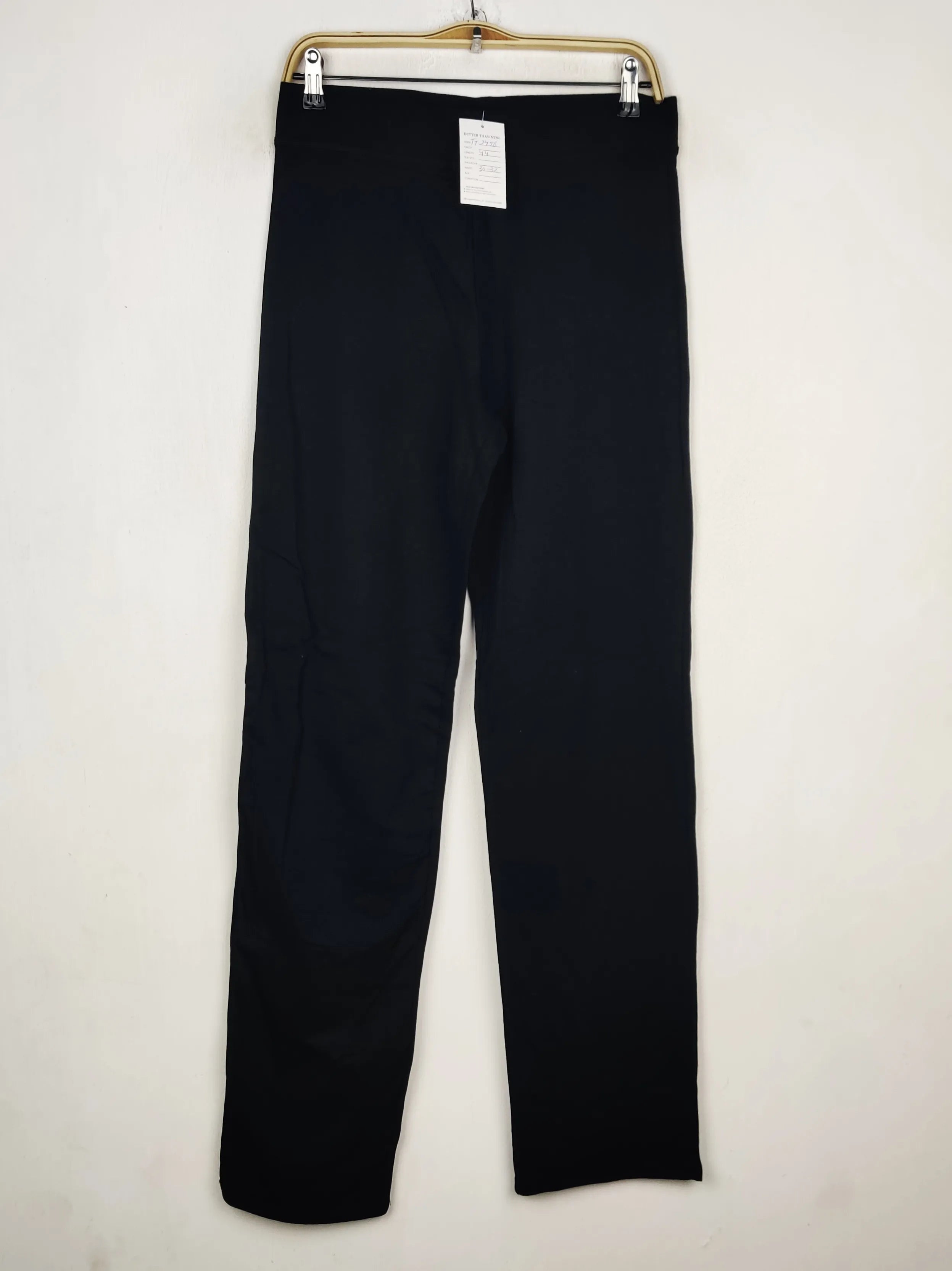 Buy online pre-used pre-loved 100% authentic & Original branded Marks & Spencer (TT-3458) available in Pakistan. Top international brands avilable.