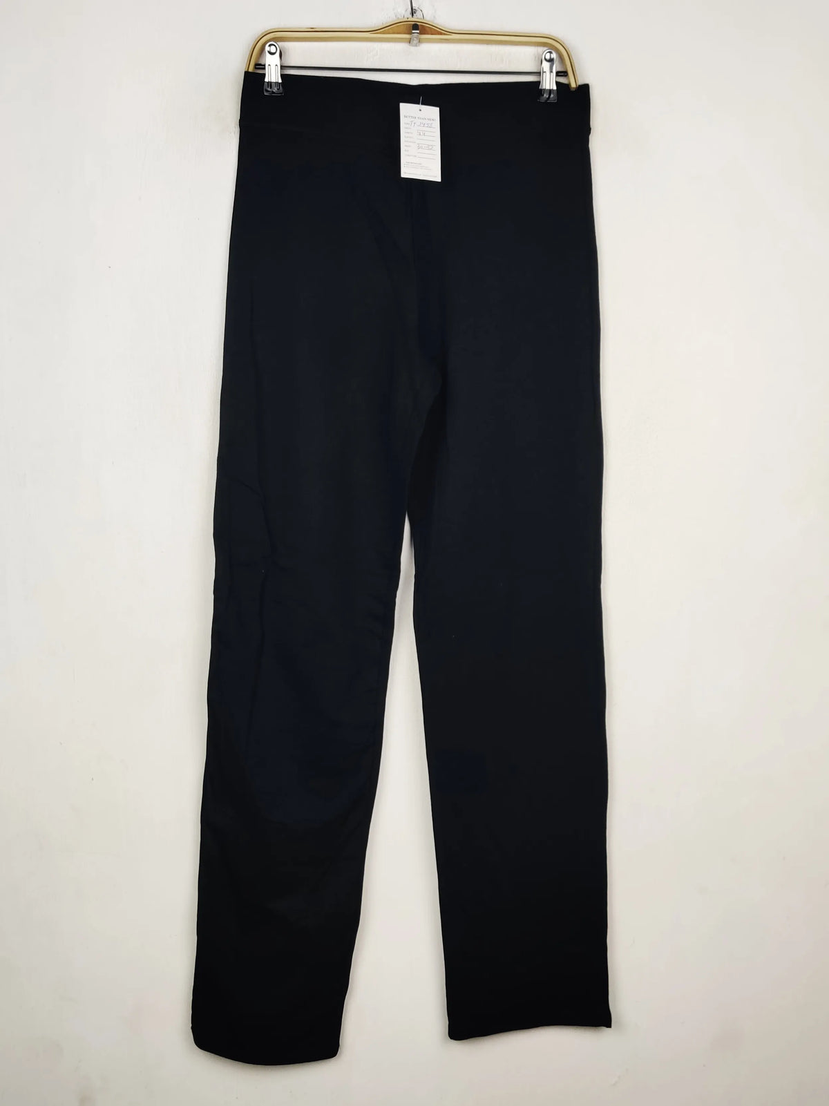 Buy online pre-used pre-loved 100% authentic & Original branded Marks & Spencer (TT-3458) available in Pakistan. Top international brands avilable.