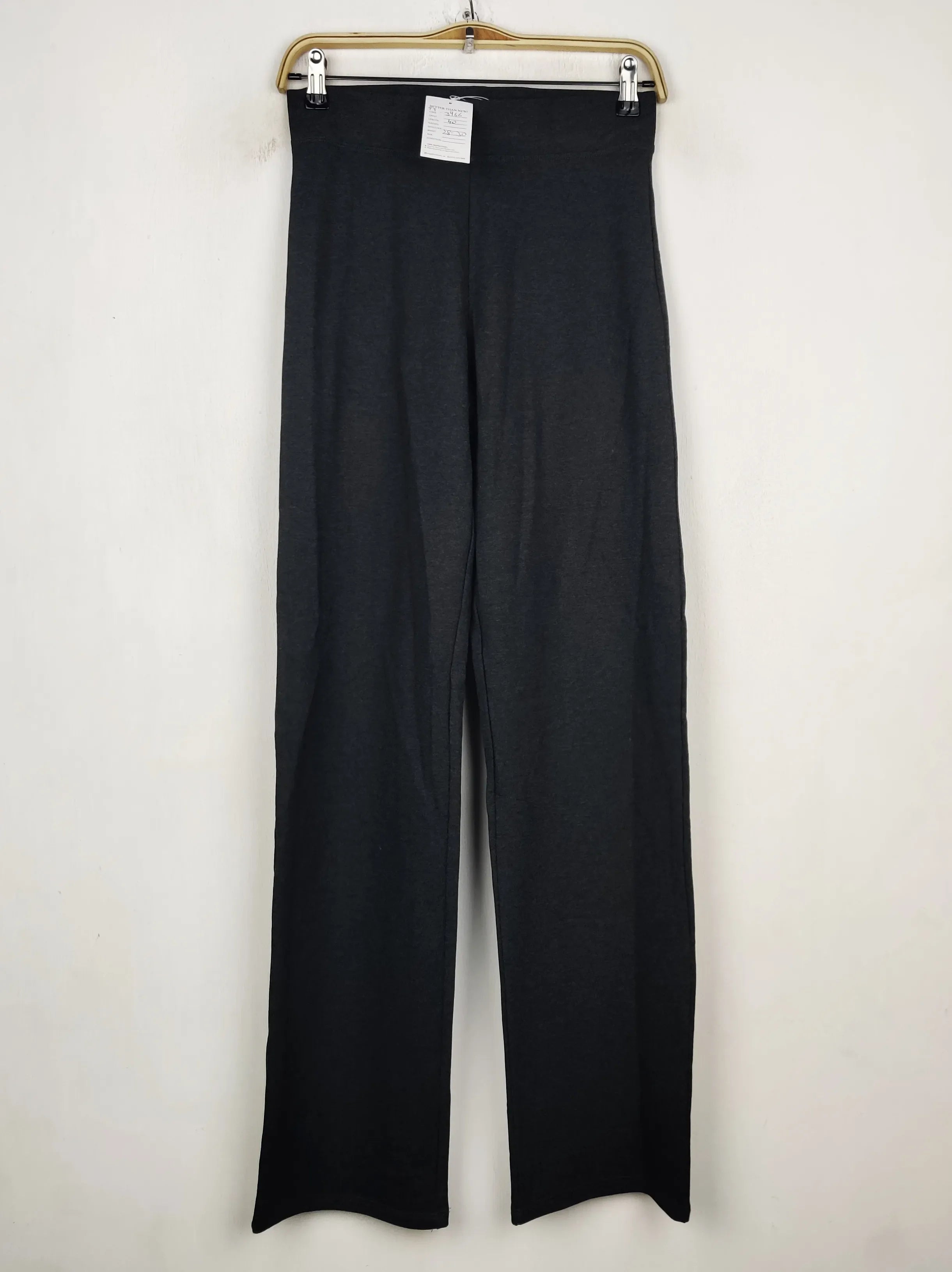 Buy online pre-used pre-loved 100% authentic & Original branded Marks & Spencer (TT-3466) available in Pakistan. Top international brands avilable.