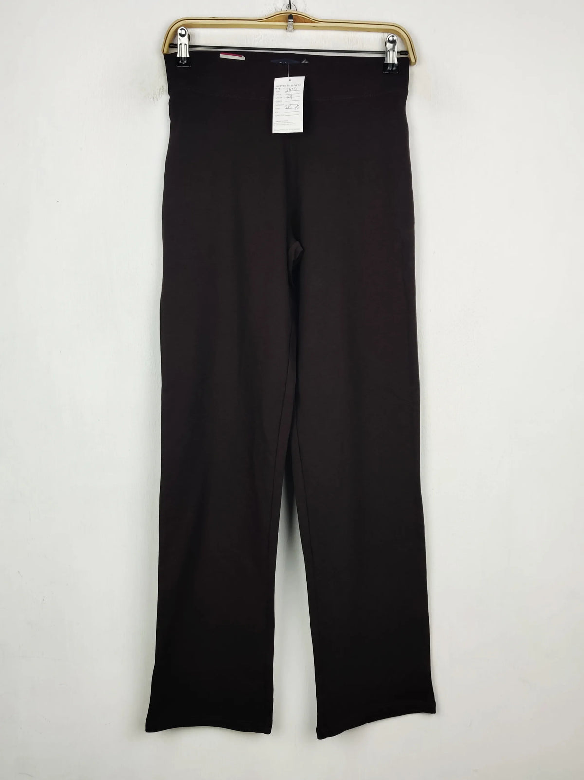 Buy online pre-used pre-loved 100% authentic & Original branded Marks & Spencer (TT-3469) available in Pakistan. Top international brands avilable.