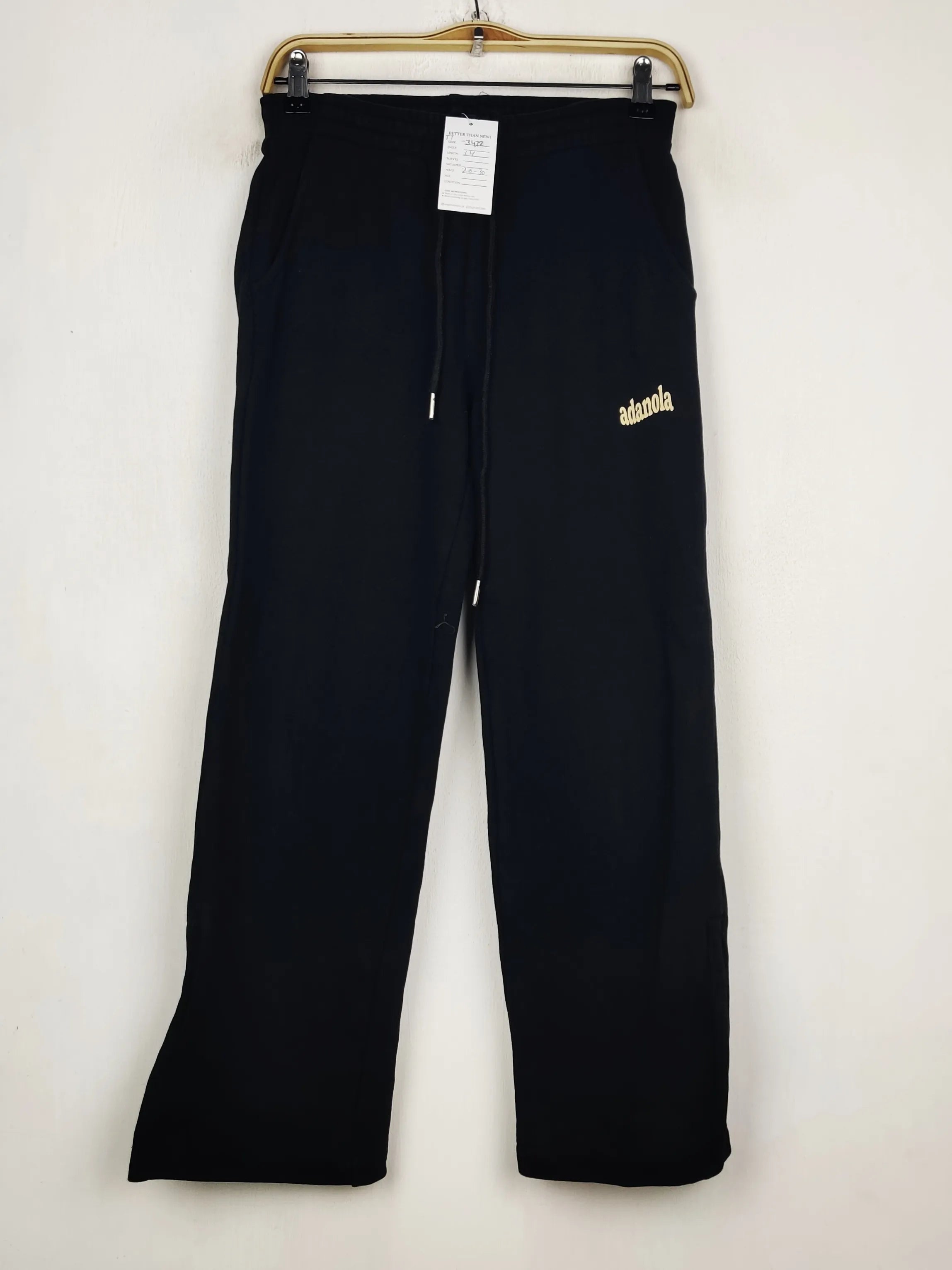 Buy online pre-used pre-loved 100% authentic & Original branded Adanola (TT-3472) available in Pakistan. Top international brands avilable.