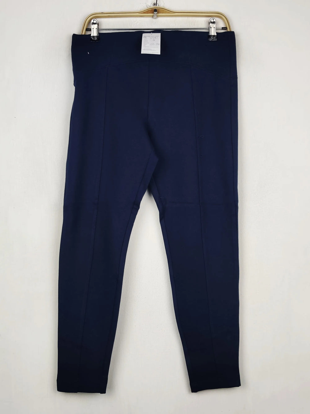 Buy online pre-used pre-loved 100% authentic & Original branded Marks & Spencer (TT-3481) available in Pakistan. Top international brands avilable.