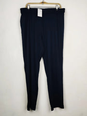 Buy online pre-used pre-loved 100% authentic & Original branded Marks & Spencer (TT-3486) available in Pakistan. Top international brands avilable.