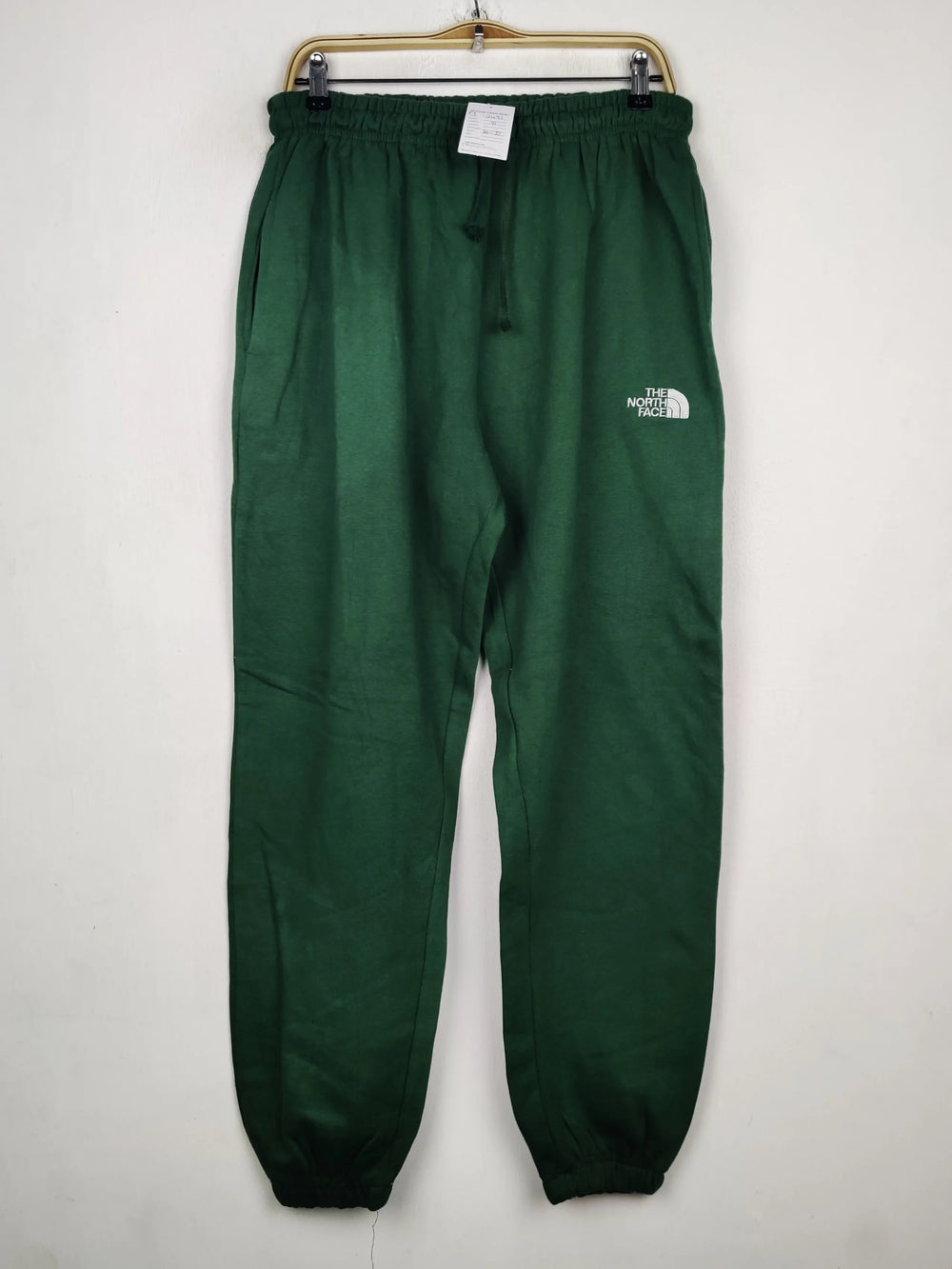 Buy online pre-used pre-loved 100% authentic & Original branded T.H.E N.O.R.T.H F.A.C.E (TT-3491) available in Pakistan. Top international brands avilable.