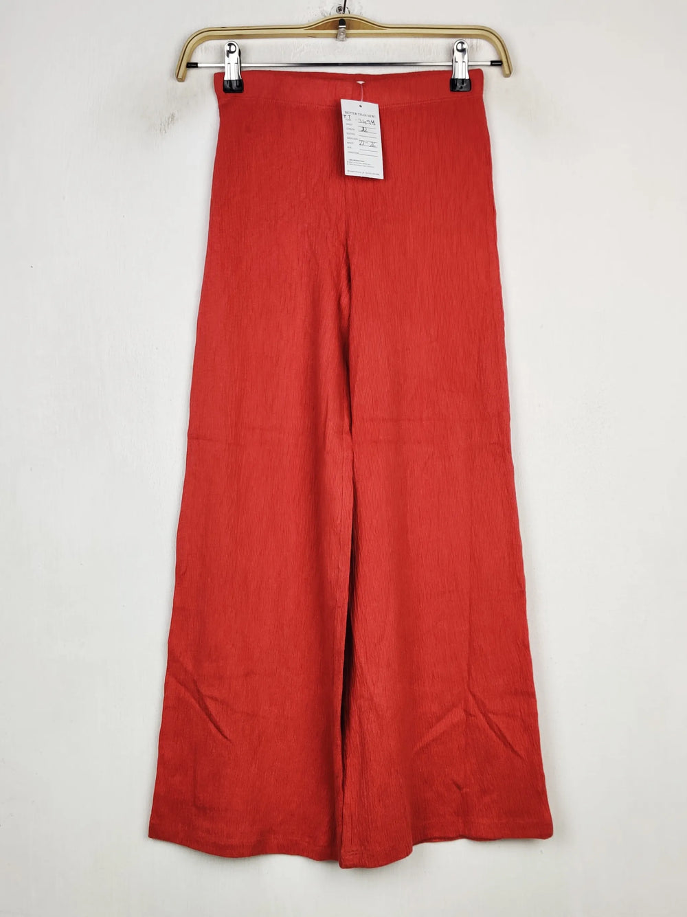 Buy online pre-used pre-loved 100% authentic & Original branded Marks & Spencer (TT-3494) available in Pakistan. Top international brands avilable.