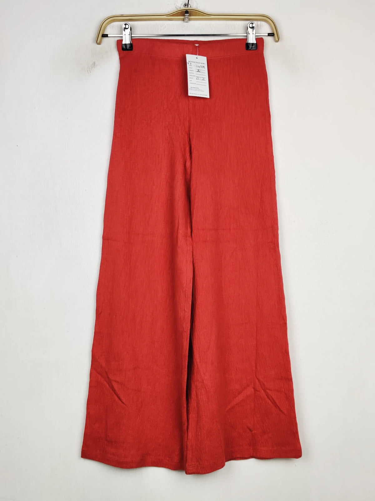 Buy online pre-used pre-loved 100% authentic & Original branded Marks & Spencer (TT-3494) available in Pakistan. Top international brands avilable.