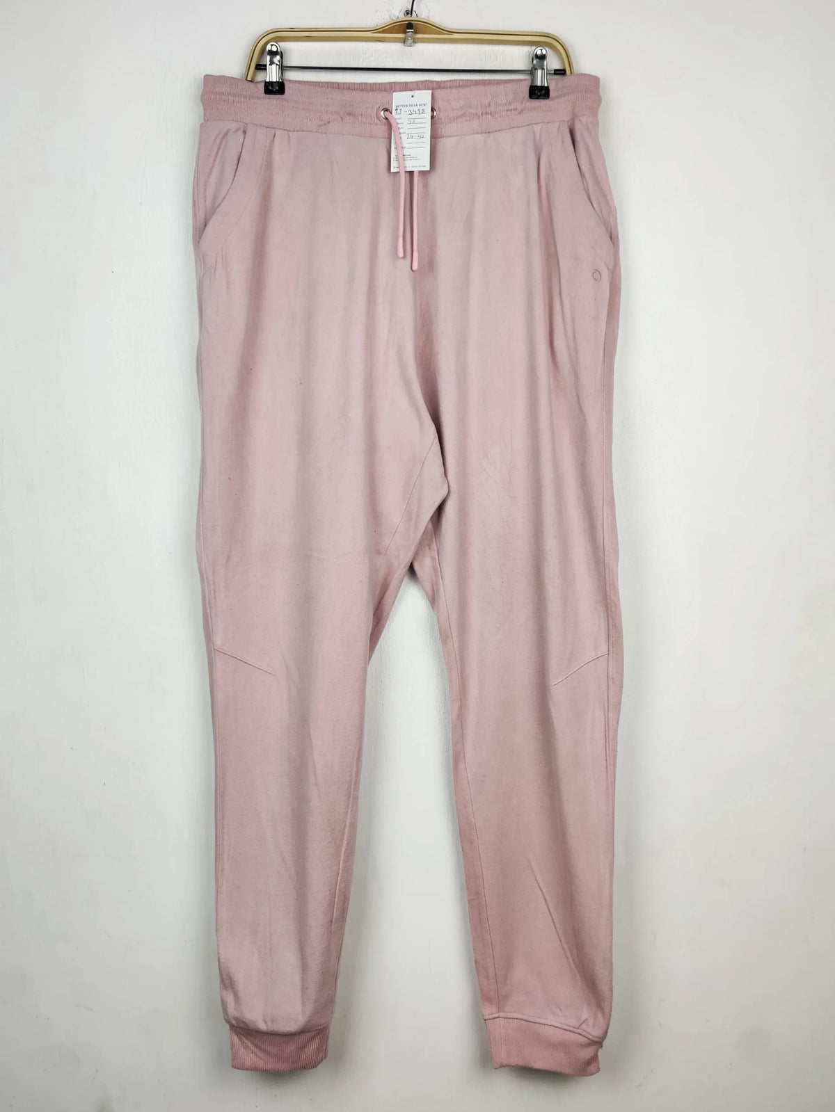 Buy online pre-used pre-loved 100% authentic & Original branded Unknown Brand (TT-3498) available in Pakistan. Top international brands avilable.