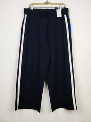 Buy online pre-used pre-loved 100% authentic & Original branded Marks & Spencer (TT-3506) available in Pakistan. Top international brands avilable.