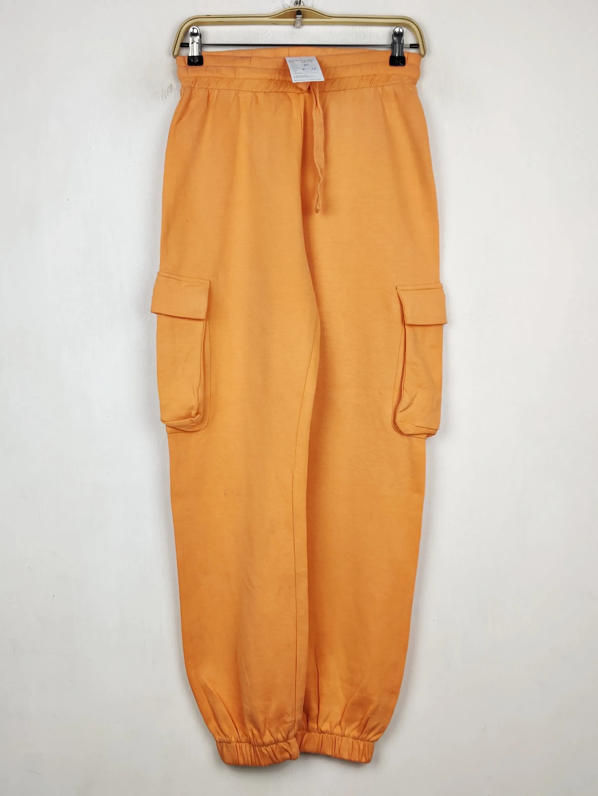 Buy online pre-used pre-loved 100% authentic & Original branded Zara (TT-3517) available in Pakistan. Top international brands avilable.