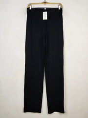 Buy online pre-used pre-loved 100% authentic & Original branded Marks & Spencer (TT-3553) available in Pakistan. Top international brands avilable.