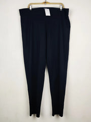 Buy online pre-used pre-loved 100% authentic & Original branded Marks & Spencer (TT-3559) available in Pakistan. Top international brands avilable.