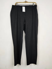 Buy online pre-used pre-loved 100% authentic & Original branded Marks & Spencer (TT-3573) available in Pakistan. Top international brands avilable.