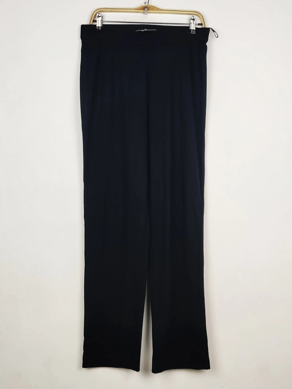 Buy online pre-used pre-loved 100% authentic & Original branded Marks & Spencer (TT-3580) available in Pakistan. Top international brands avilable.