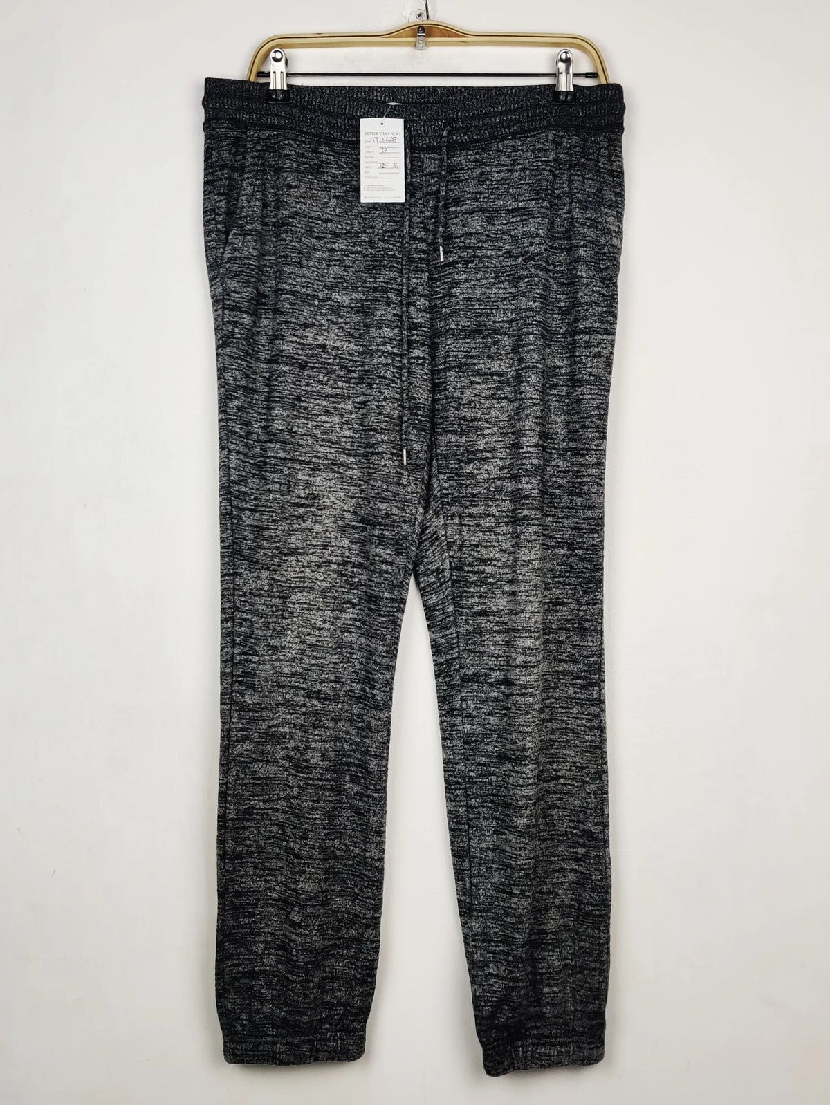 Buy online pre-used pre-loved 100% authentic & Original branded Gap (TT-3628) available in Pakistan. Top international brands avilable.