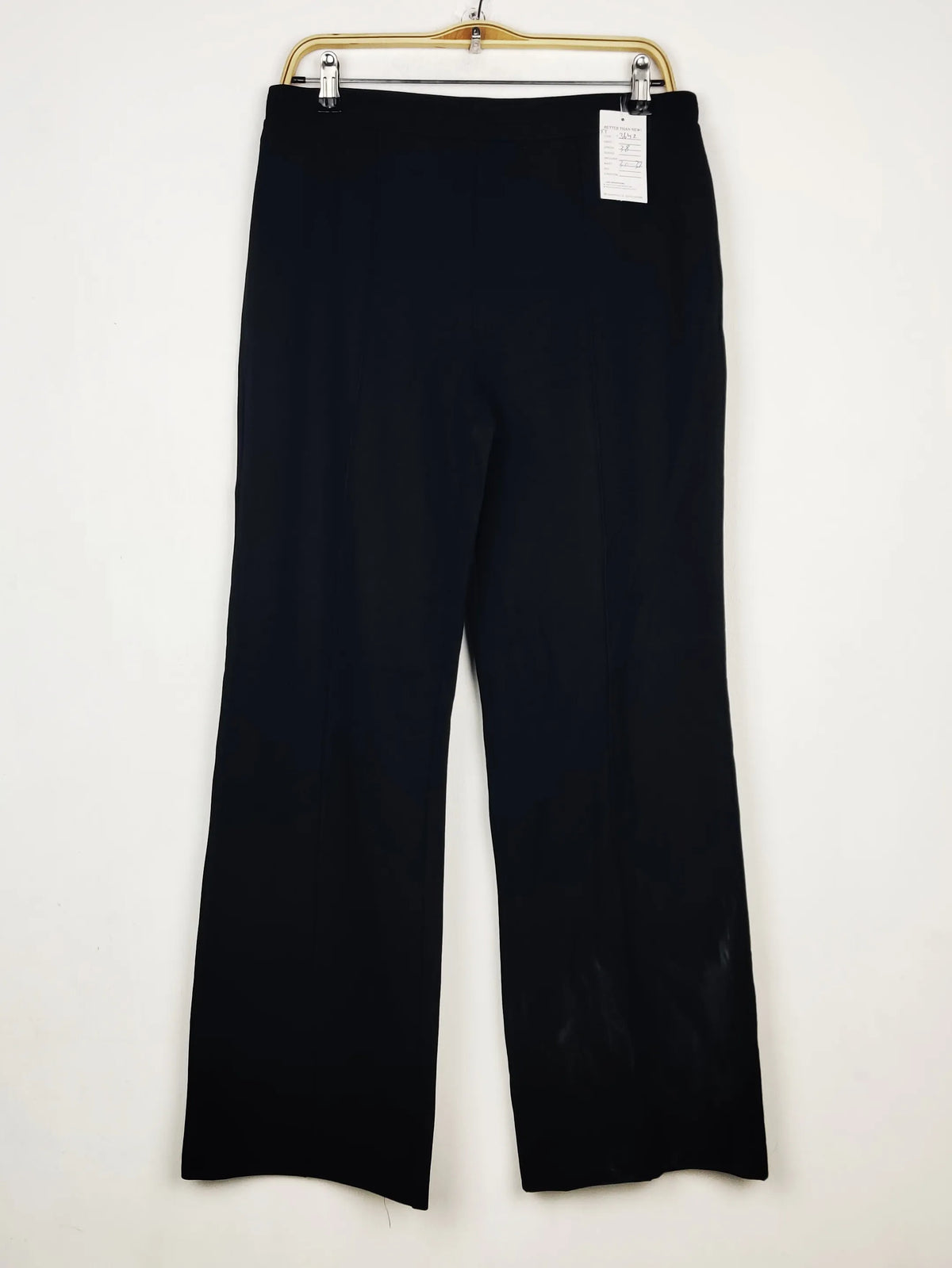 Buy online pre-used pre-loved 100% authentic & Original branded Marks & Spencer (TT-3642) available in Pakistan. Top international brands avilable.