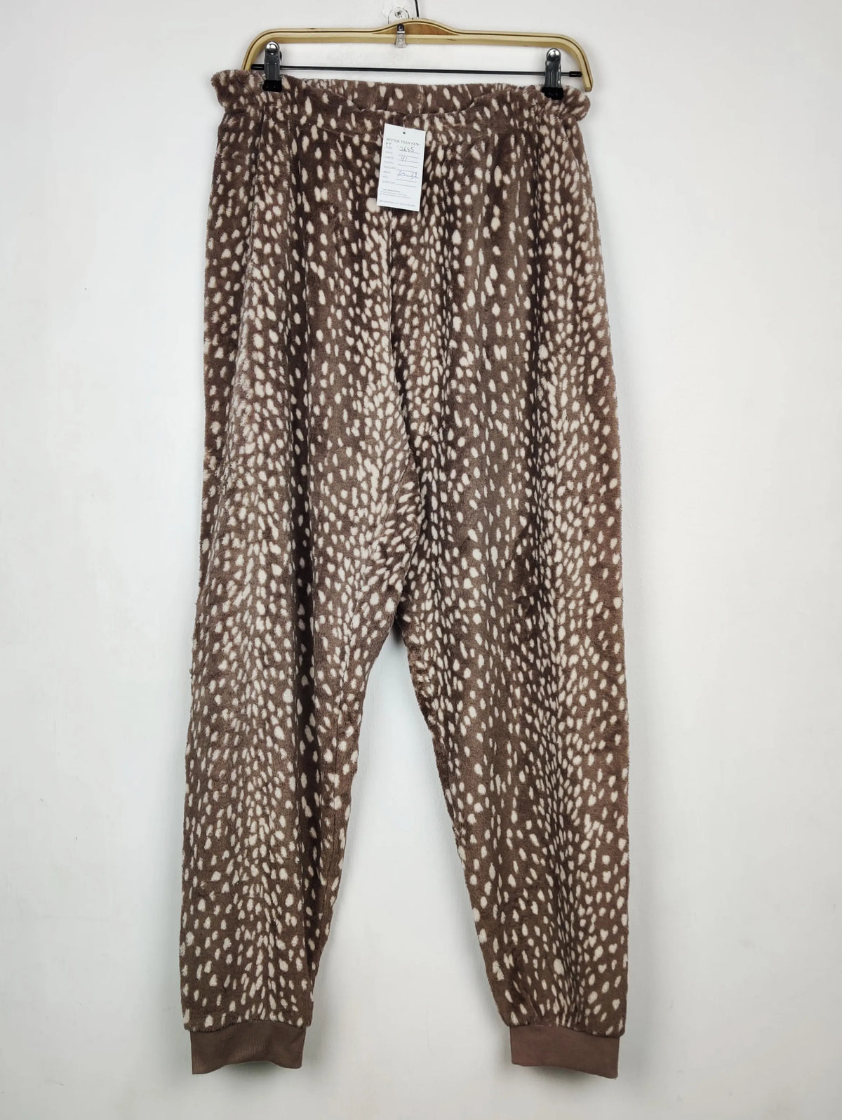 Buy online pre-used pre-loved 100% authentic & Original branded Primark (TT-3645) available in Pakistan. Top international brands avilable.