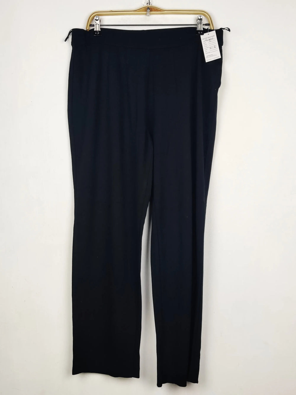 Buy online pre-used pre-loved 100% authentic & Original branded Marks & Spencer (TT-3662) available in Pakistan. Top international brands avilable.