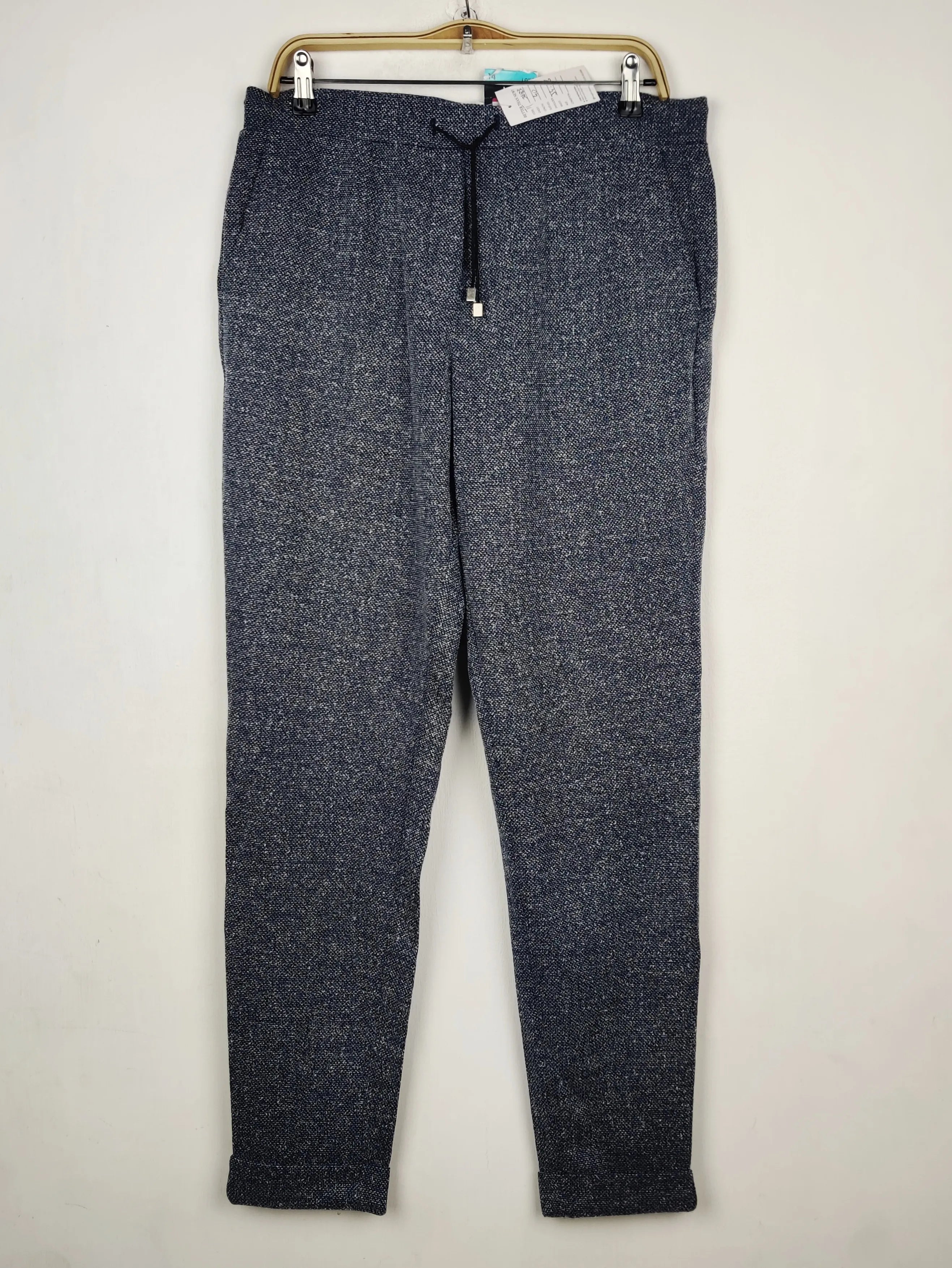 Buy online pre-used pre-loved 100% authentic & Original branded Marks & Spencer (TT-3683) available in Pakistan. Top international brands avilable.