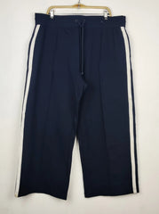 Buy online pre-used pre-loved 100% authentic & Original branded Marks & Spencer (TT-3715) available in Pakistan. Top international brands avilable.