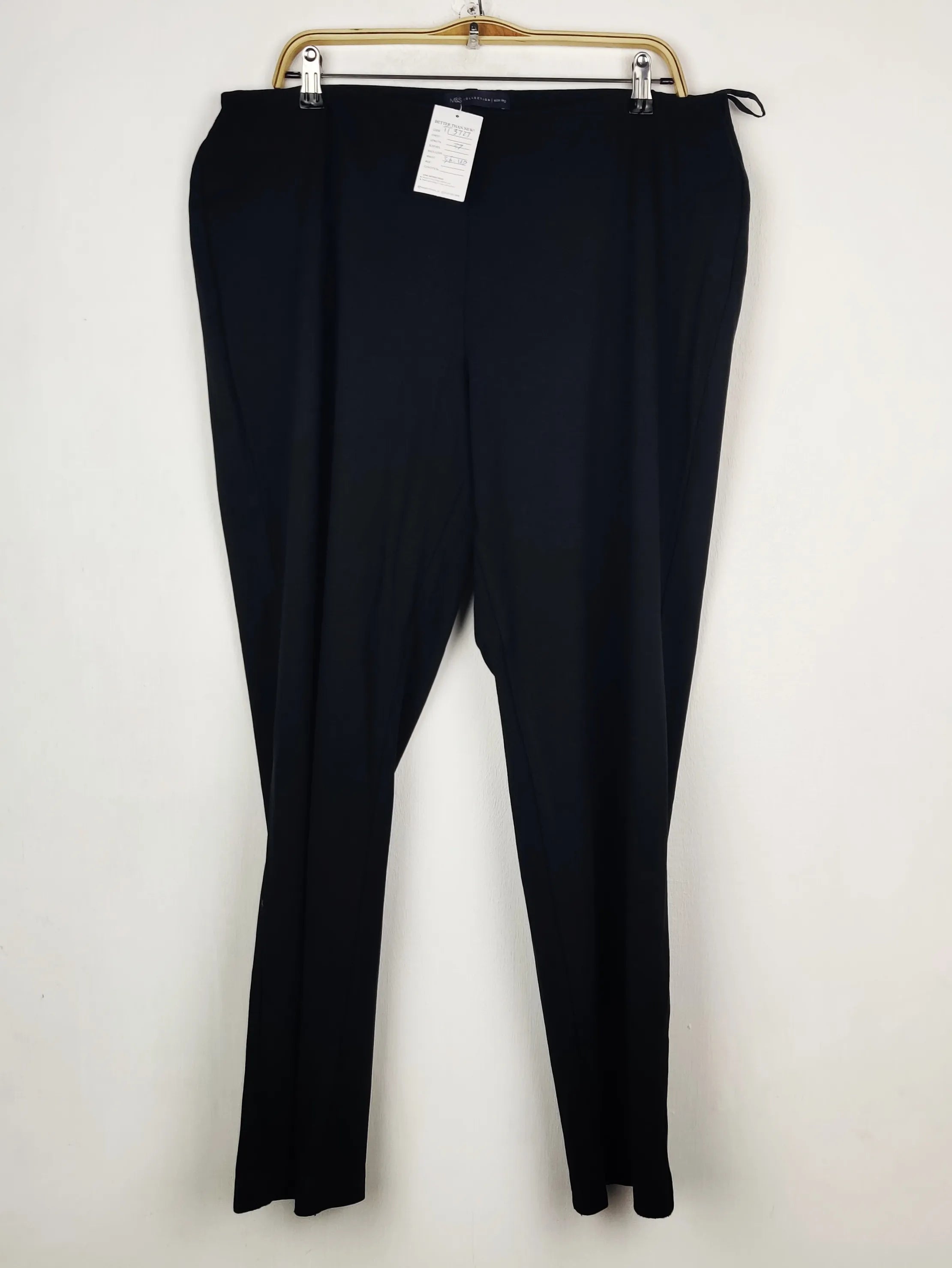 Buy online pre-used pre-loved 100% authentic & Original branded Marks & Spencer (TT-3727) available in Pakistan. Top international brands avilable.