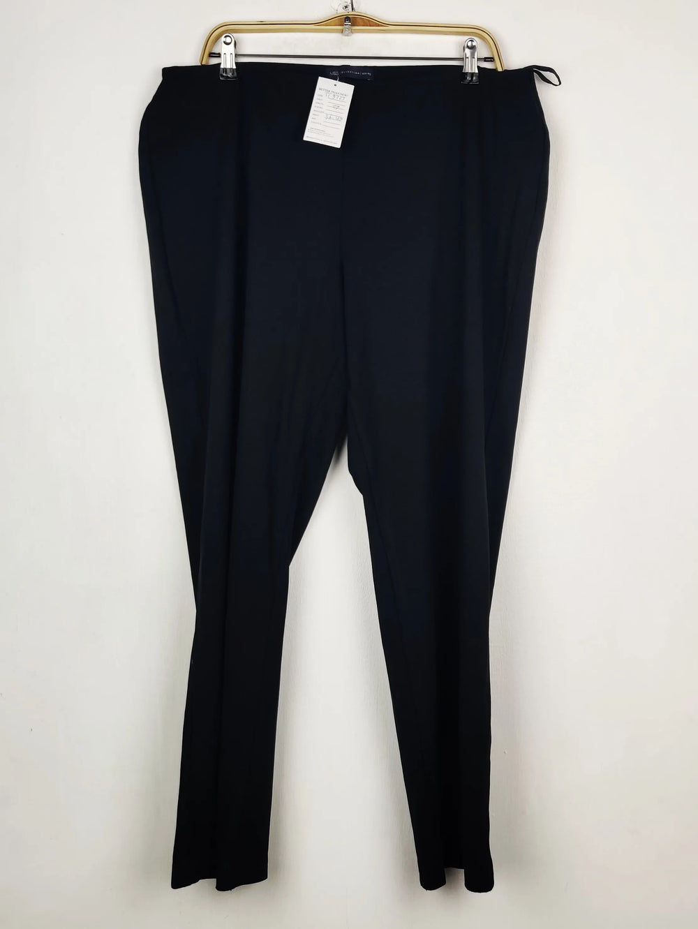 Buy online pre-used pre-loved 100% authentic & Original branded Marks & Spencer (TT-3727) available in Pakistan. Top international brands avilable.
