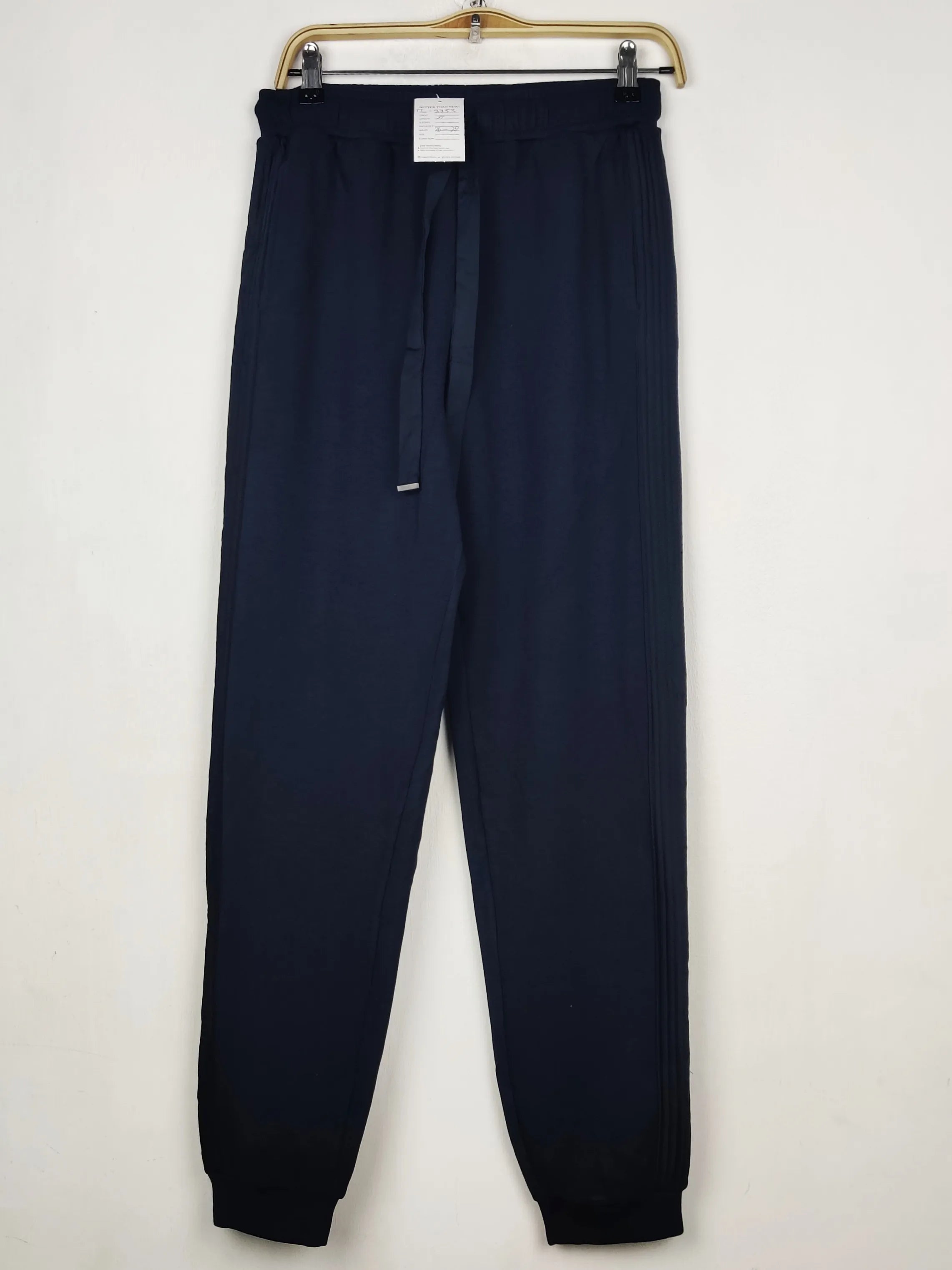 Buy online pre-used pre-loved 100% authentic & Original branded Marks & Spencer (TT-3753) available in Pakistan. Top international brands avilable.