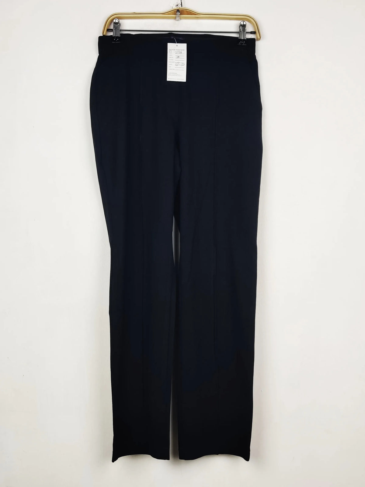 Buy online pre-used pre-loved 100% authentic & Original branded Marks & Spencer (TT-3758) available in Pakistan. Top international brands avilable.