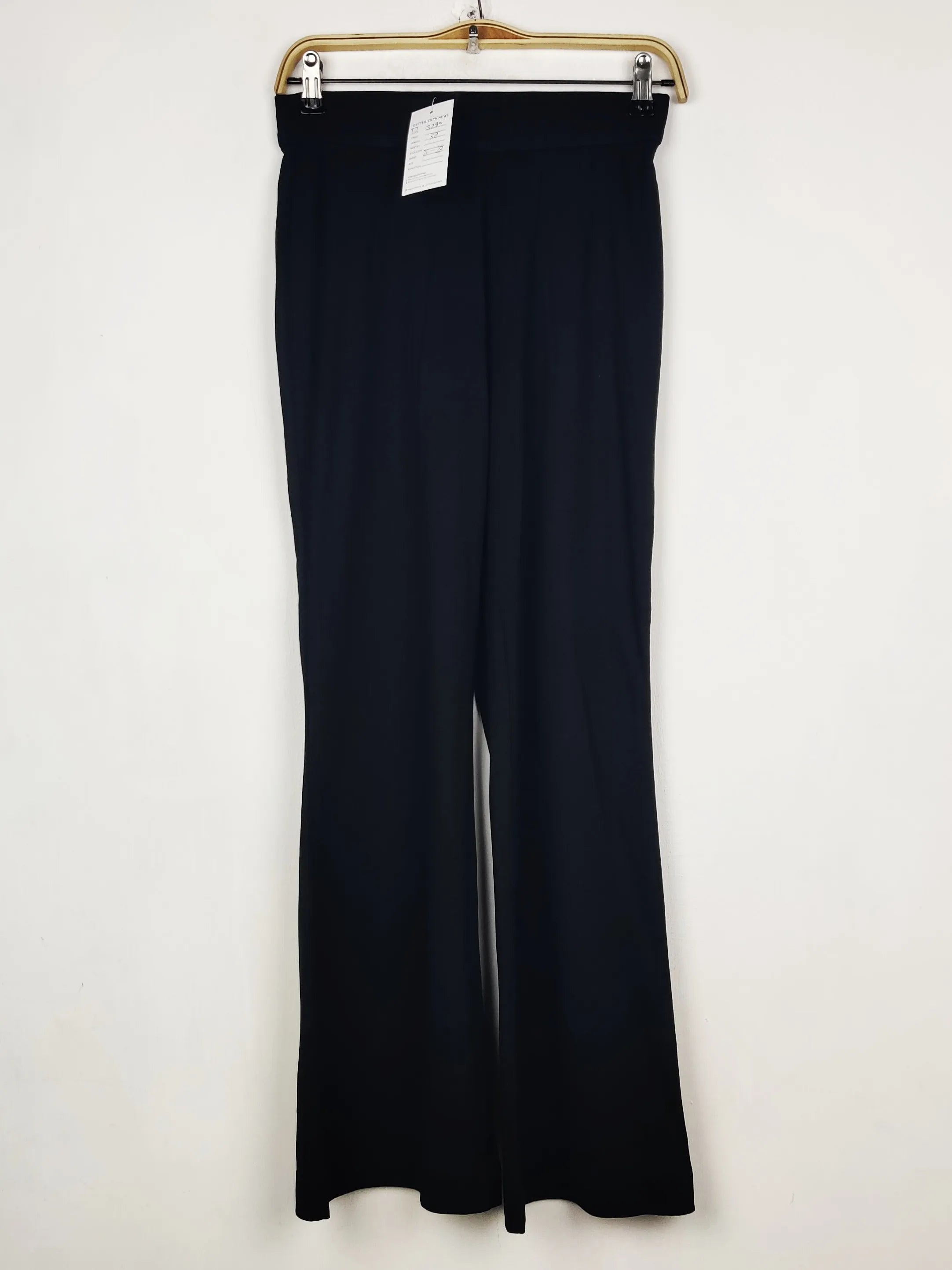 Buy online pre-used pre-loved 100% authentic & Original branded Marks & Spencer (TT-3780) available in Pakistan. Top international brands avilable.