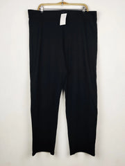 Buy online pre-used pre-loved 100% authentic & Original branded Marks & Spencer (TT-3787) available in Pakistan. Top international brands avilable.
