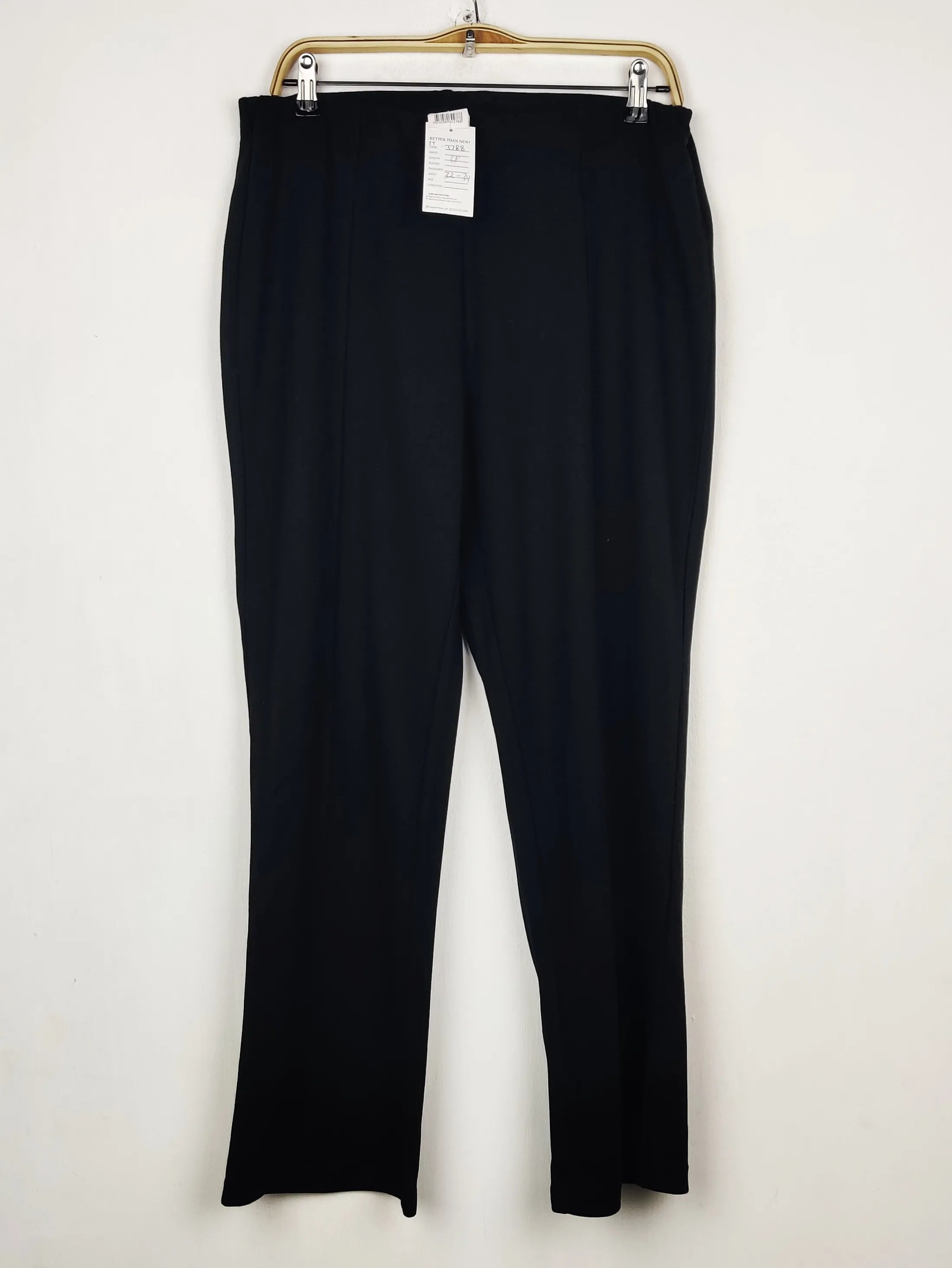 Buy online pre-used pre-loved 100% authentic & Original branded Damart (TT-3788) available in Pakistan. Top international brands avilable.
