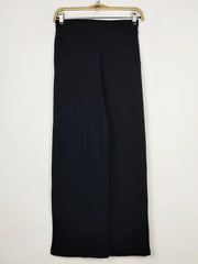 Buy online pre-used pre-loved 100% authentic & Original branded H&M (TT-3849) available in Pakistan. Top international brands avilable.